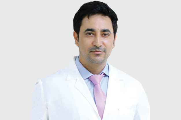 Dr Ashwani Kumar Sharma surgical oncologist and robotic surgeon in New Delhi