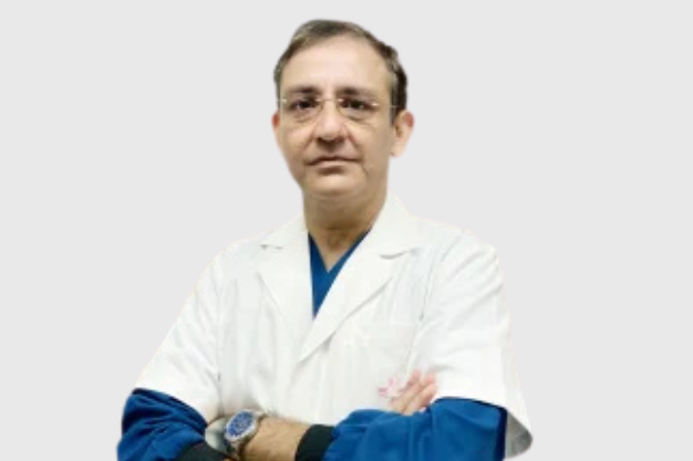 Dr Vikram Kalra nephrologist kidney transplant specialist in Delhi